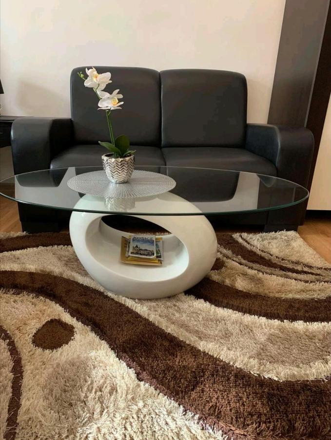 Alzbetina 15 - Dream Apartman Košice Buitenkant foto